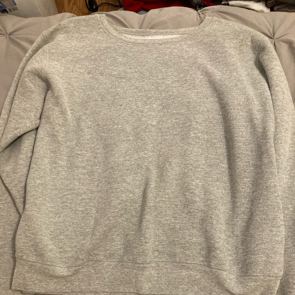 size large long sleeve sweater